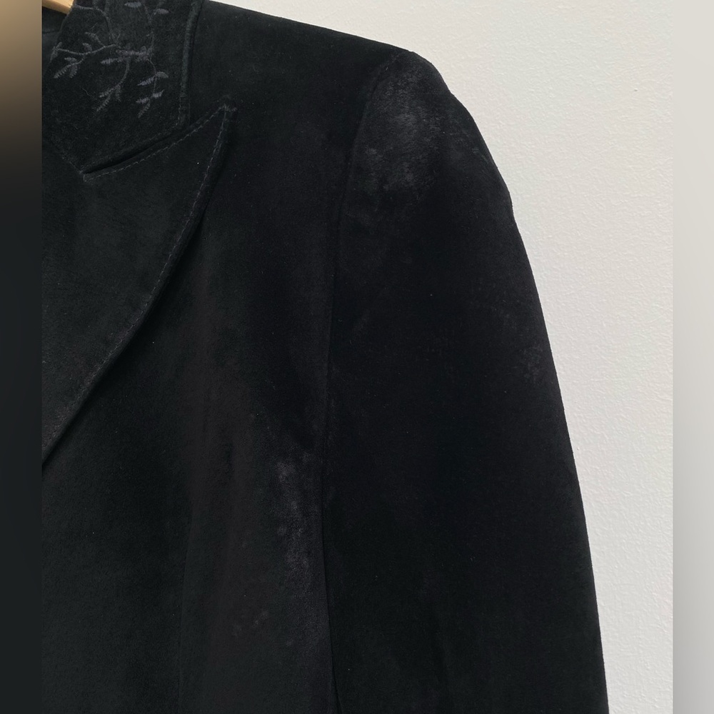 Danier Black Suede Embroidered Women's Blazer Jacket - Picture 7 of 13
